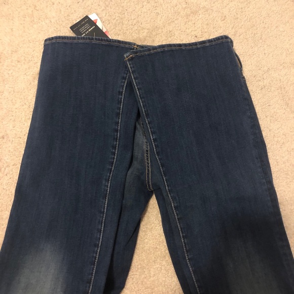 SOLD! - Picture 2 of 5